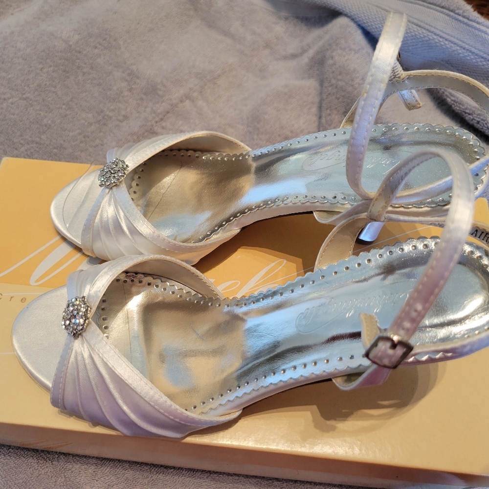 Brand new satin dyable bridal shoes